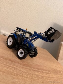 New holland T6020 1:32 - 2