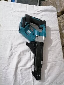 Akusrobovacka so zásobníkom,, MAKITA DFR 551Z--6000KC - 2