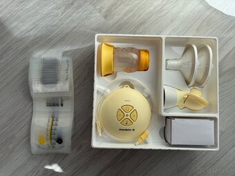 Odsávačka mléka MEDELA Swing Flex + dárky - 2