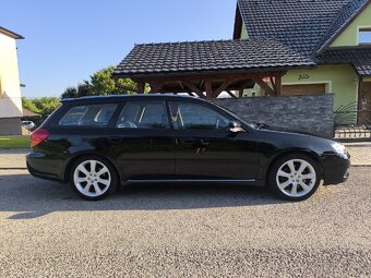 Subaru Legacy spec b 6mt - 2