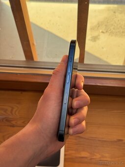 iPhone 15 Pro Blue Titan - 2