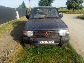 Mitsubishi Pajero - 2