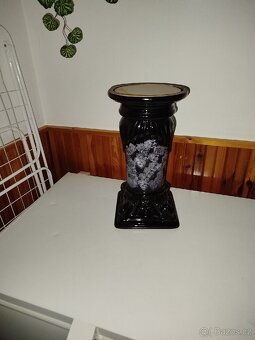 Starý dekorativní zámecký sloup -stojan na květiny či lampu - 2