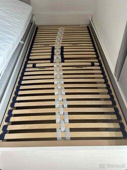 Postel 90x200 s rostem a matraci - 2