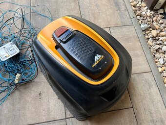 Robotická sekačka McCulloch RM 1000 - 2