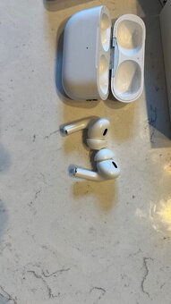 Apple AirPods Pro 2 - 2