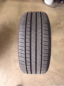 Pirelli 235 45 R18 letní - 2