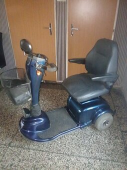 Elektrický tří kolový vozík pro invalidy - 2