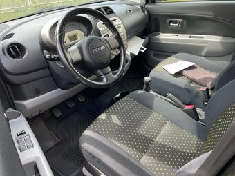 Daihatsu Sirion 1.3i,r.2008, nová STK, klima - 2