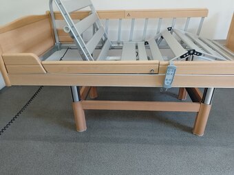 ELEKTRICKÁ polohovací postel Völker se ZÁRUKOU - 2
