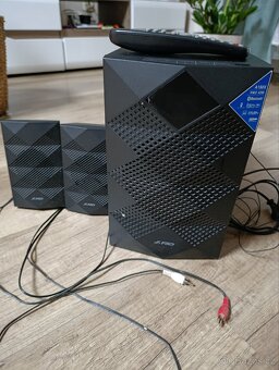 Reproduktor fenda - 2