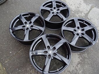 Alu disky černé RC Design,18", 5x114.3, ET 49,5, šíře 7,5J - 2