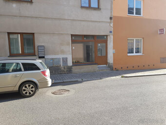 Prostor k pronájmu, Lánecká 42 - 2