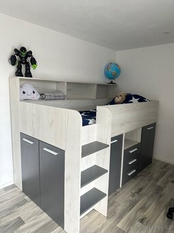 Postel vysoká se stolem a úložným prostorem - 2