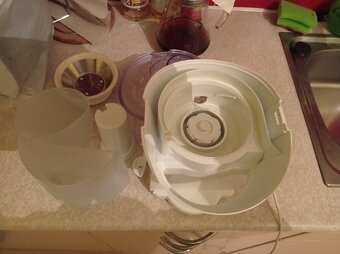 Philips HR 1823 Odšťavňovač - 2