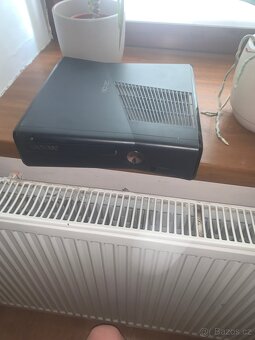 Xbox 360 Slim - 2