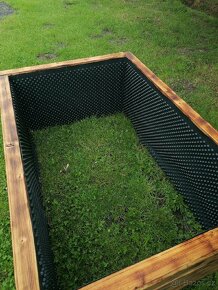 Nadzemní květináče, vyvýšené záhony - 2