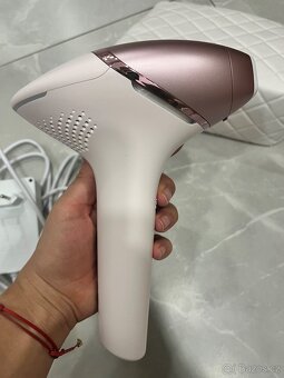 Philips Lumea IPL 9900 - 2