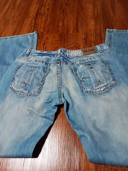 nové dámské rifle Exe - 2