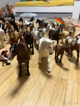 Schleich koně - 2