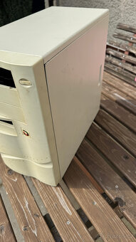 Prodám starší počítačovou skříň (ATX) 007 - 2