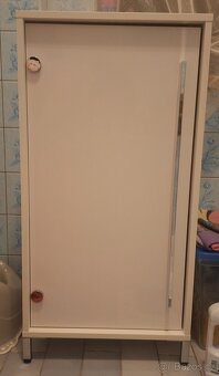 Nábytek do koupelny. - 2