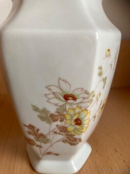 Porcelánová Váza - 2