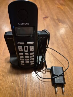 bezdrátový telefon / přenosný telefon - 2