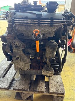 Motor 1.9-77kw Škoda Octavia 2 - 2
