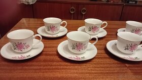 Porcelánová retro sada šálků a podšálků - 2