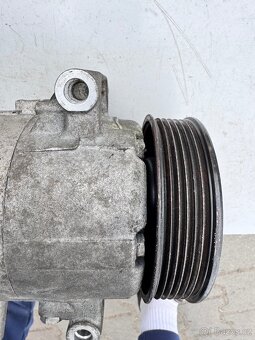 Klimakompresor VW 5Q0 820 803 D - 2
