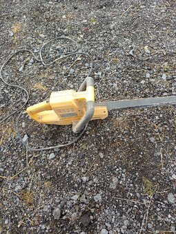 Pila na cihle DeWALT - 2