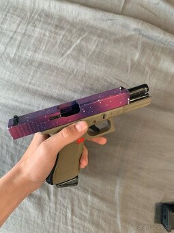 Glock 17 WE Airsoft - 2