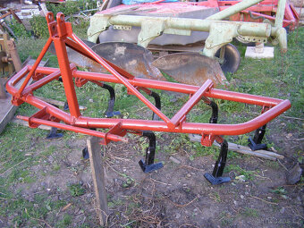Kultivátor za traktor - 2