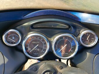 Triumph Trophy 900 - 2