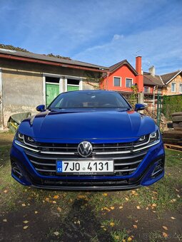 Arteon Shooting break 2.0TDI 110kw R line v ZARUCE - 2