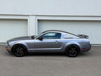 Ford Mustang, 4.0 V6, 150kw Manual - 2