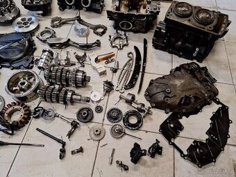 Díly motoru Suzuki Burgman 650 k5 - 2