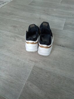 Sportovní boty Nike vel. 38,5 - 2
