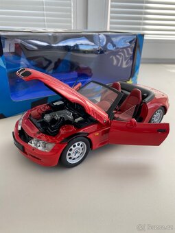 BMW Z3 1:18 UT Models - 2