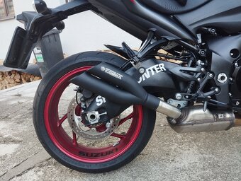 Suzuki GSX-S 1000 - 2