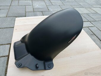 Zadní blatníček Powerbronze pro Moto Guzzi V85 TT - 2