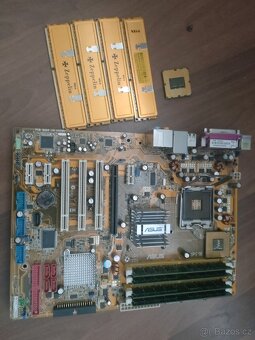 Retro PC set Intel i7 / i2 + Ramky - 2