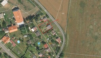 Prodej zahrady 386 m² s chatou v obci Žichov - 2