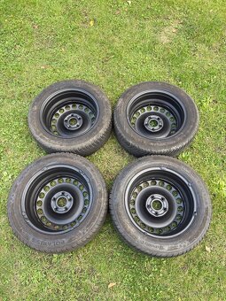 Plechové disky 5x112 + zimní pneu Barum a Michelin 205/55/16 - 2