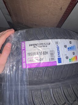 Zimní pneu nexen 195/50 R15 - 2