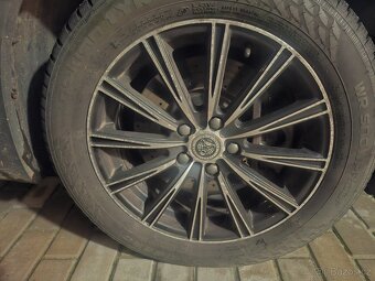 prodám zimní sadu kol 225/55 R17 5x112 YAKUZA JAPAN - 2