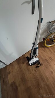 Vysavač Leifheit - 2