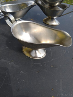 Prodám 5 nerezových omáčníků - 2