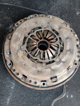 Peugeot 406Setrvačník a pritlacak - 2